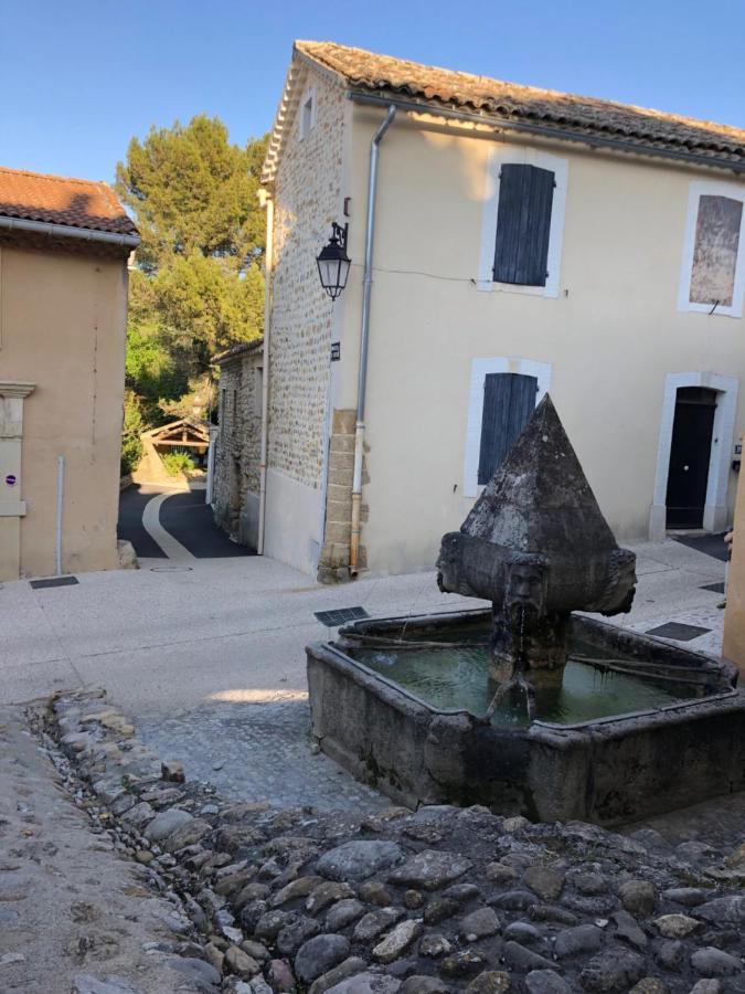 Maison De Village En Provence Saint-Roman-de-Malegarde Dış mekan fotoğraf